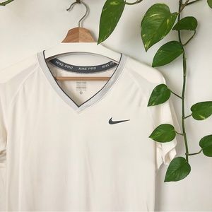Nike V-neck Pro Dry-Fit White Shirt
